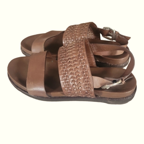 Brighton Hana Caramel Leather Celtic Knot Adorn 1" Heel Sandals Sz 8 1/2 M - Picture 2 of 9